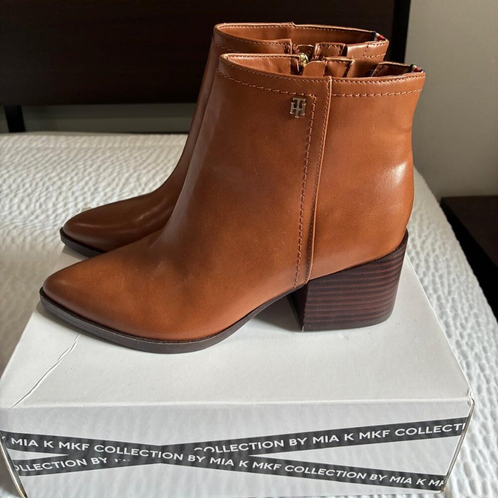 Tommy Hilfiger Brown Leather Booties Size US 7.5